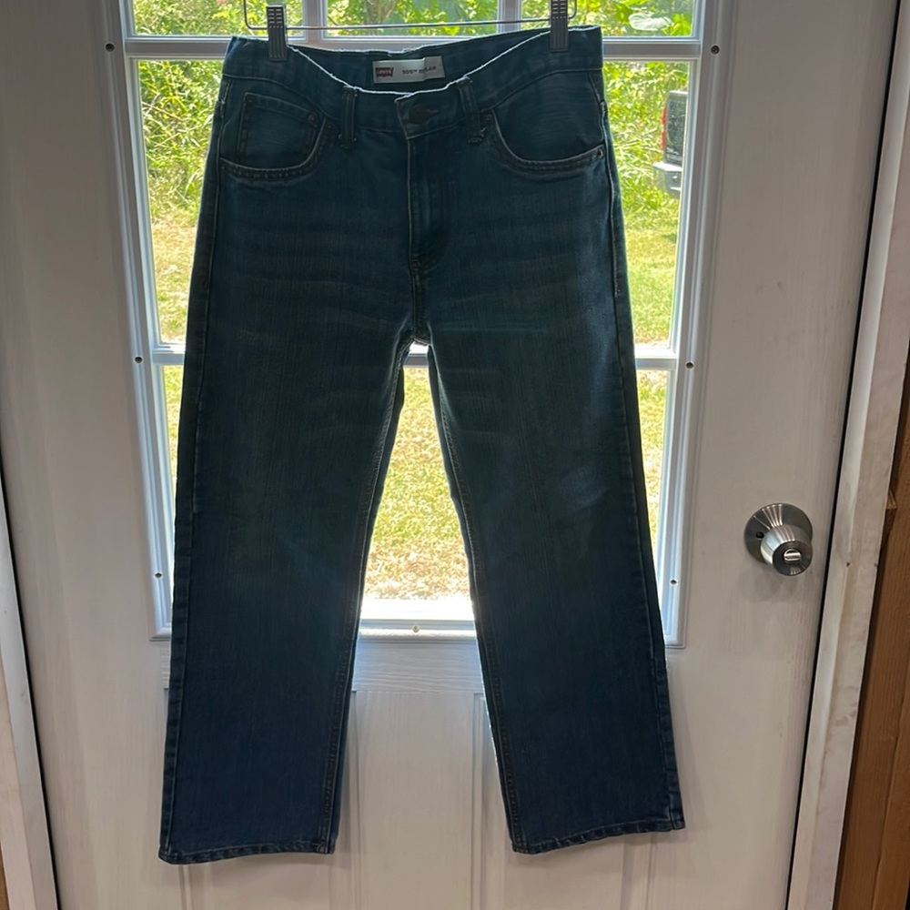 Boys Levi’s 505 regular fit husky jeans